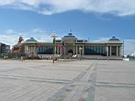 04 - sukhbaatar square.JPG